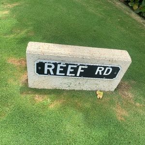 Meet your Posher, Beverly